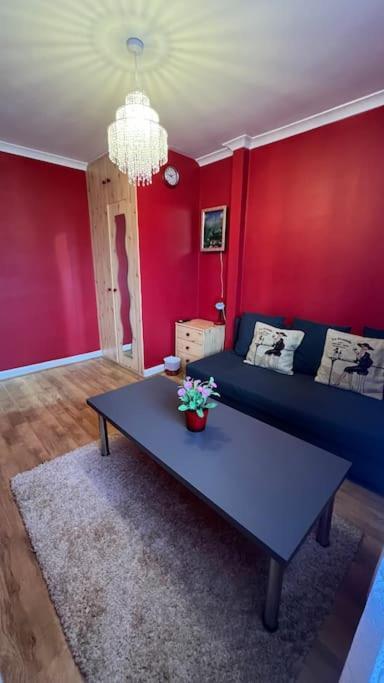 Palaz 6 - 2 Bedroom Flat Edmonton Dış mekan fotoğraf